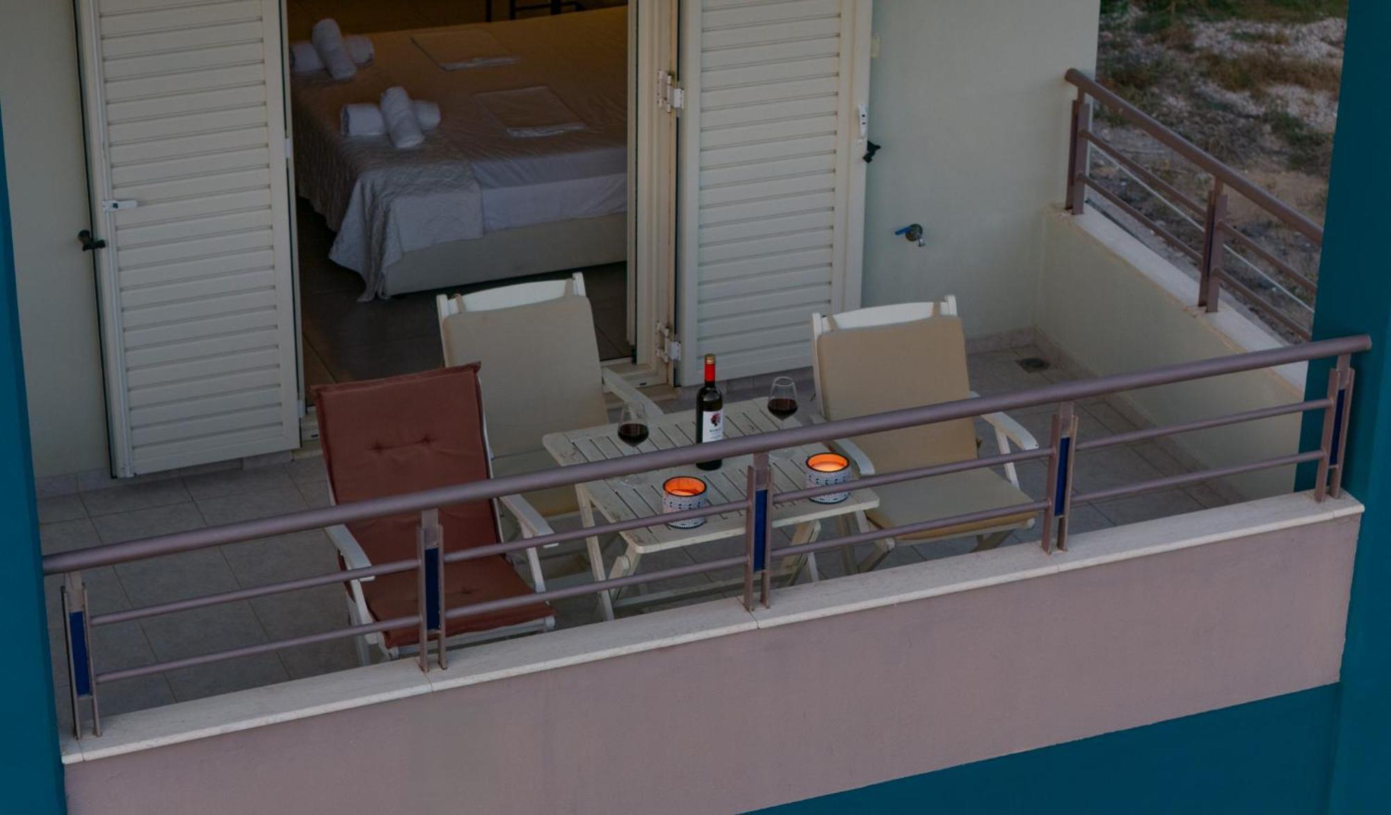Aparthotel Sun George Finikounta Exterior foto