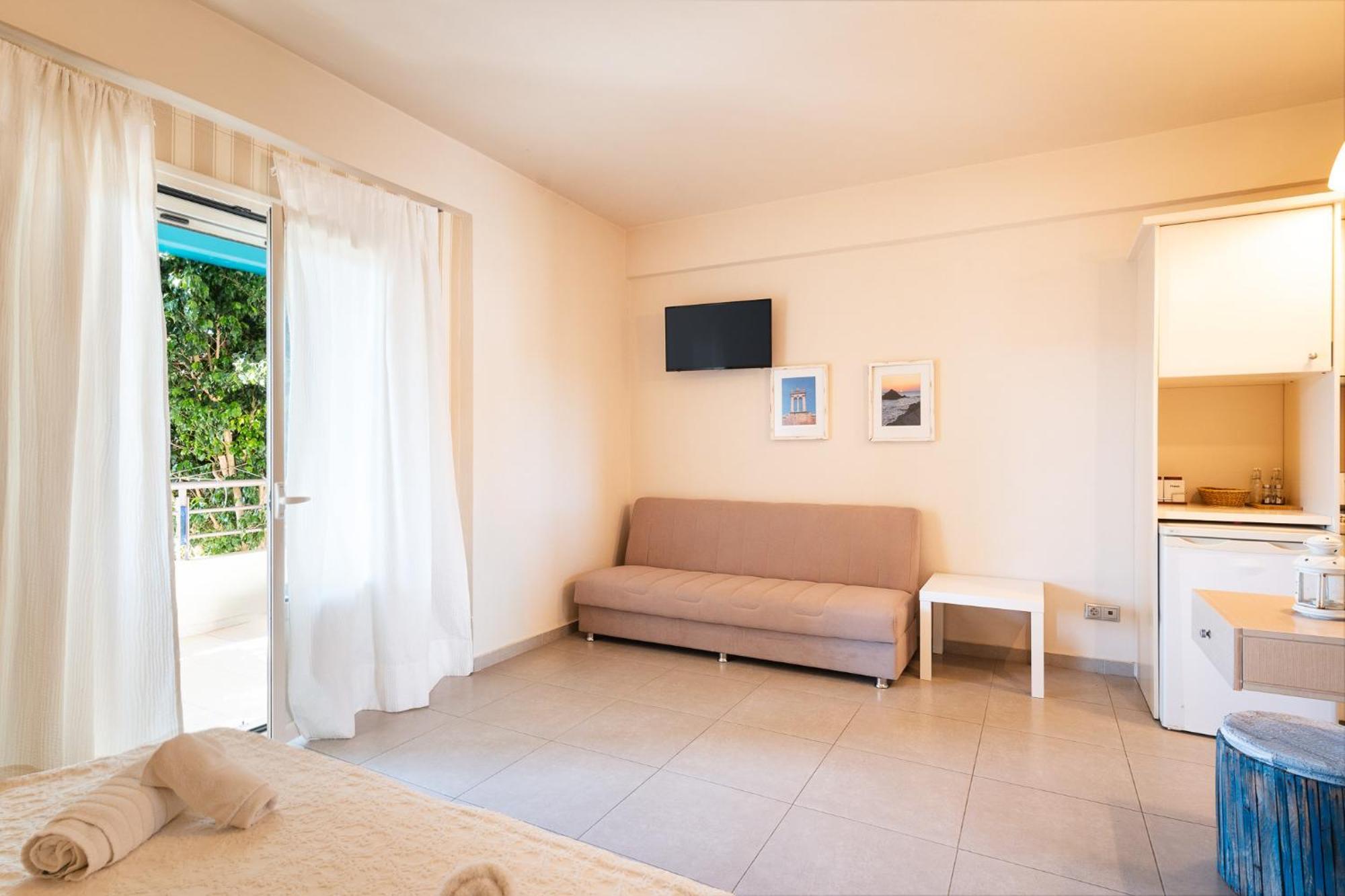 Aparthotel Sun George Finikounta Exterior foto